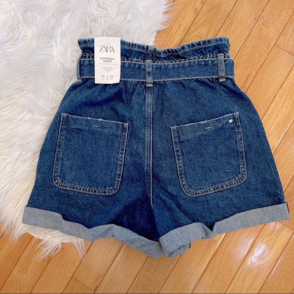 High-Waisted Paperbag Shorts - Picture 4 of 5